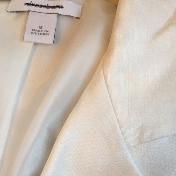 Classically tailored Dress - Picture 7 of 7